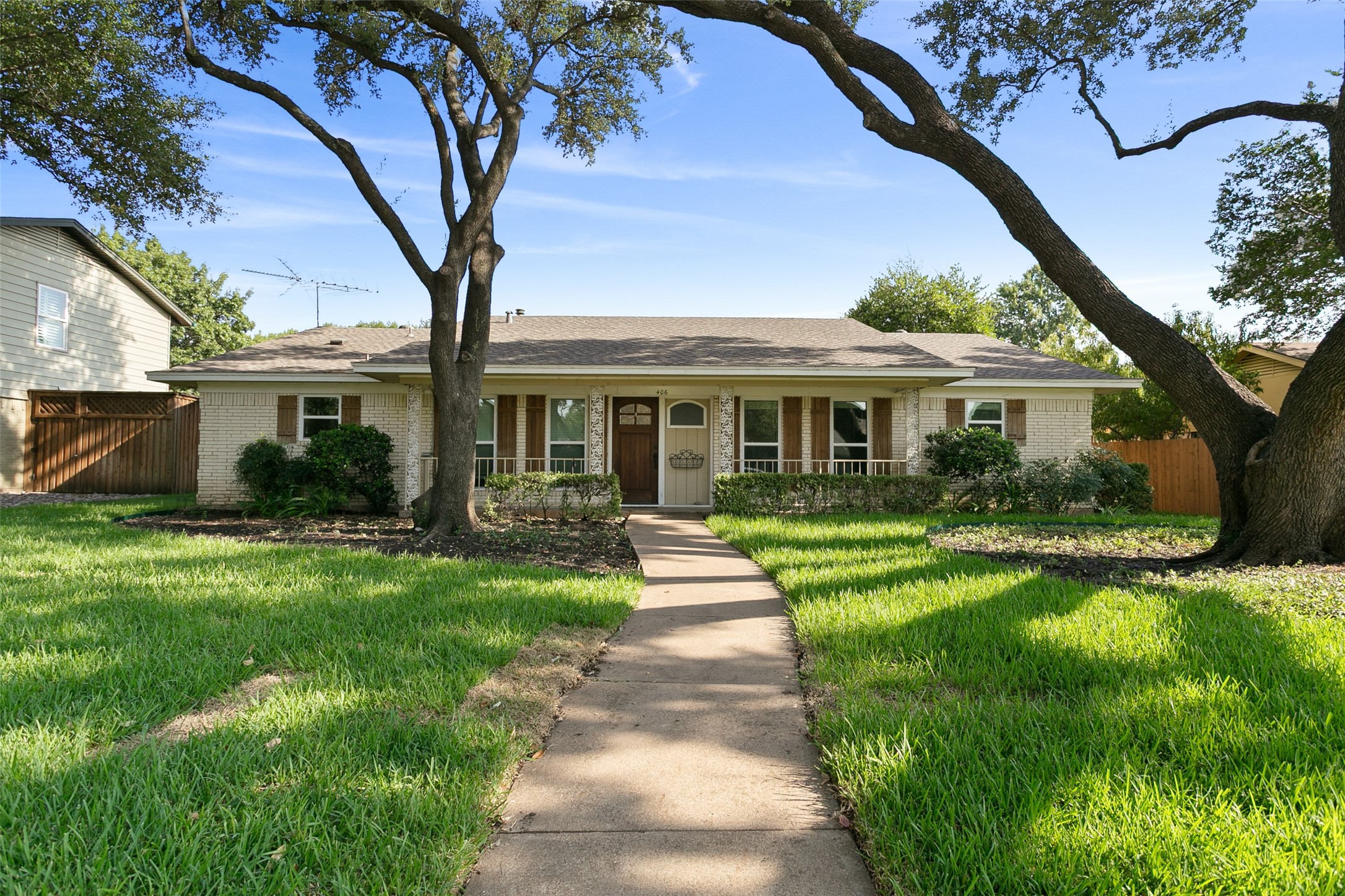 406 Pleasant Valley Lane — photo