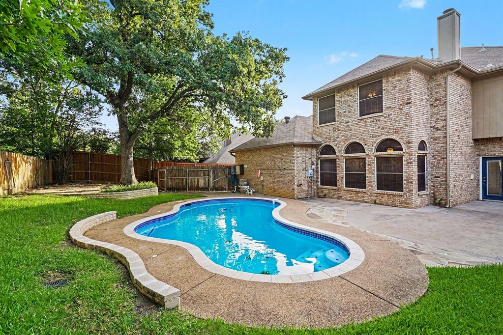 8017 Arlie Lane — photo