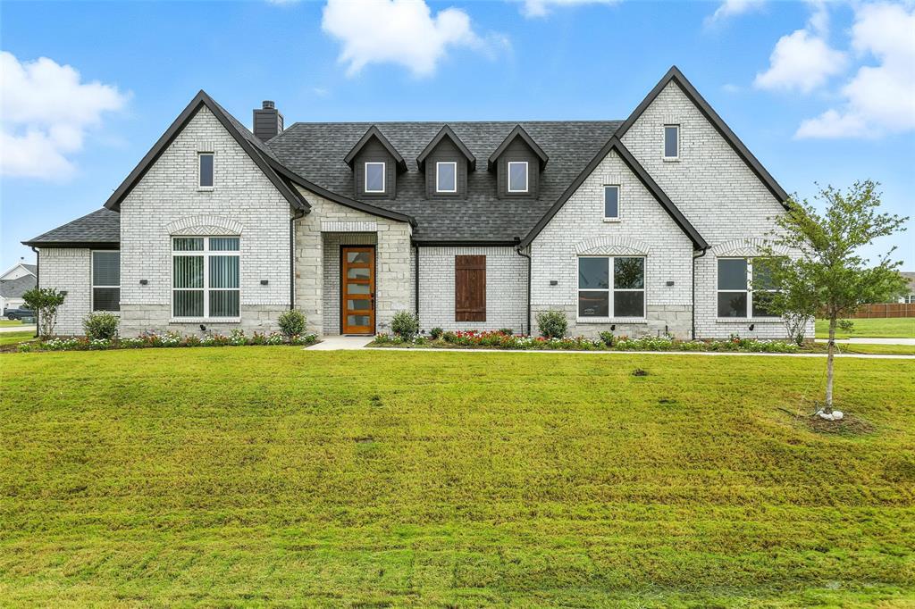 3141 Claire Drive — photo
