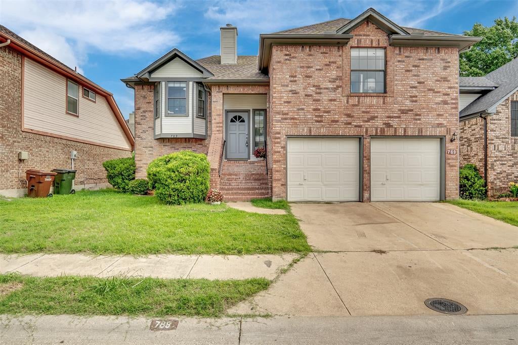 789 Eiffel Drive — photo