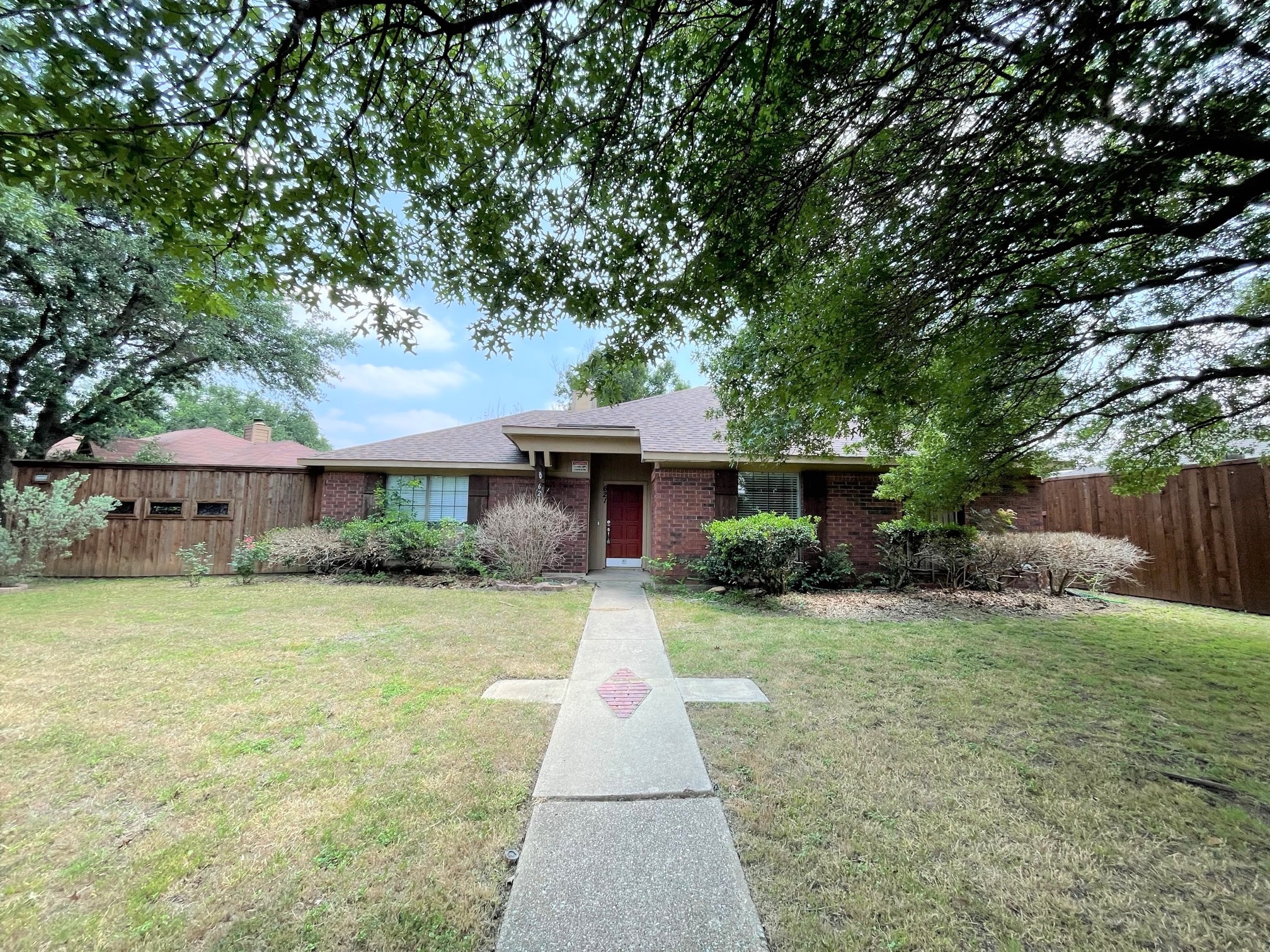 621 Phillips Drive — photo