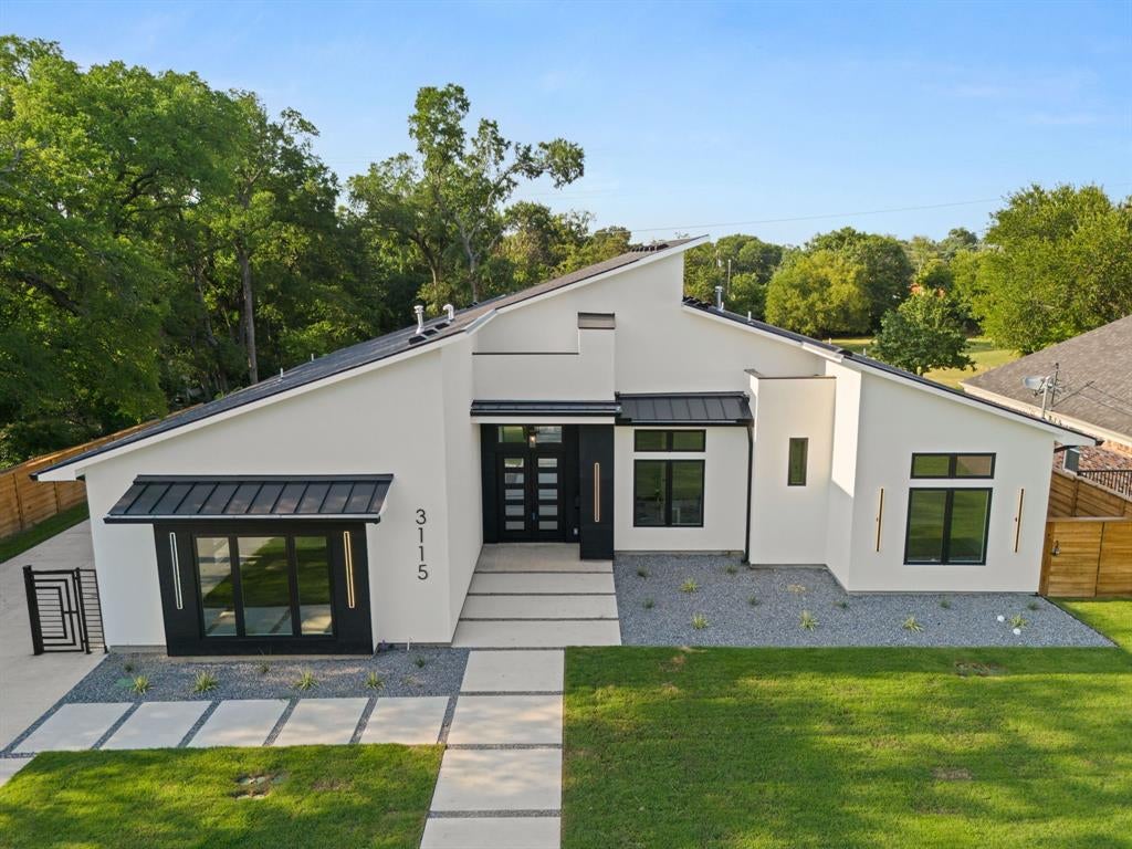 3115 Gibbs Williams Road — photo
