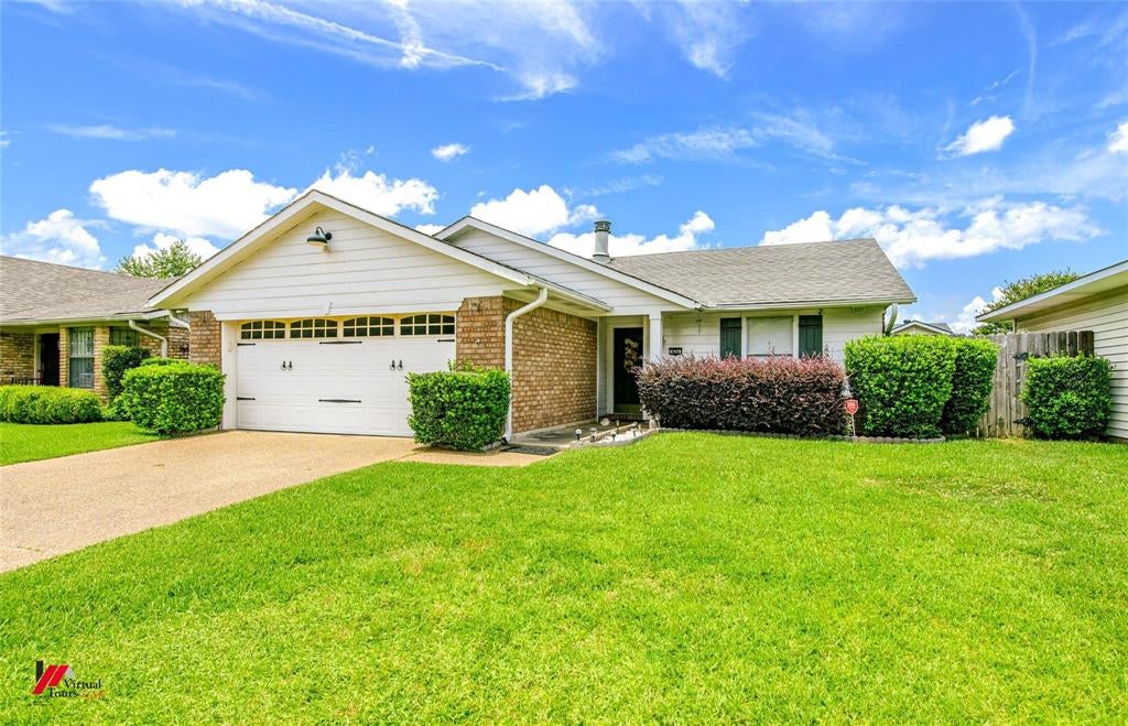 426 Stratmore Drive — photo
