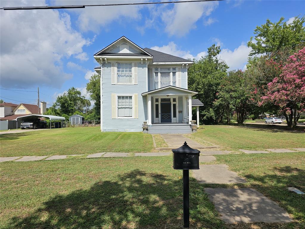 200 S Canton Street — photo