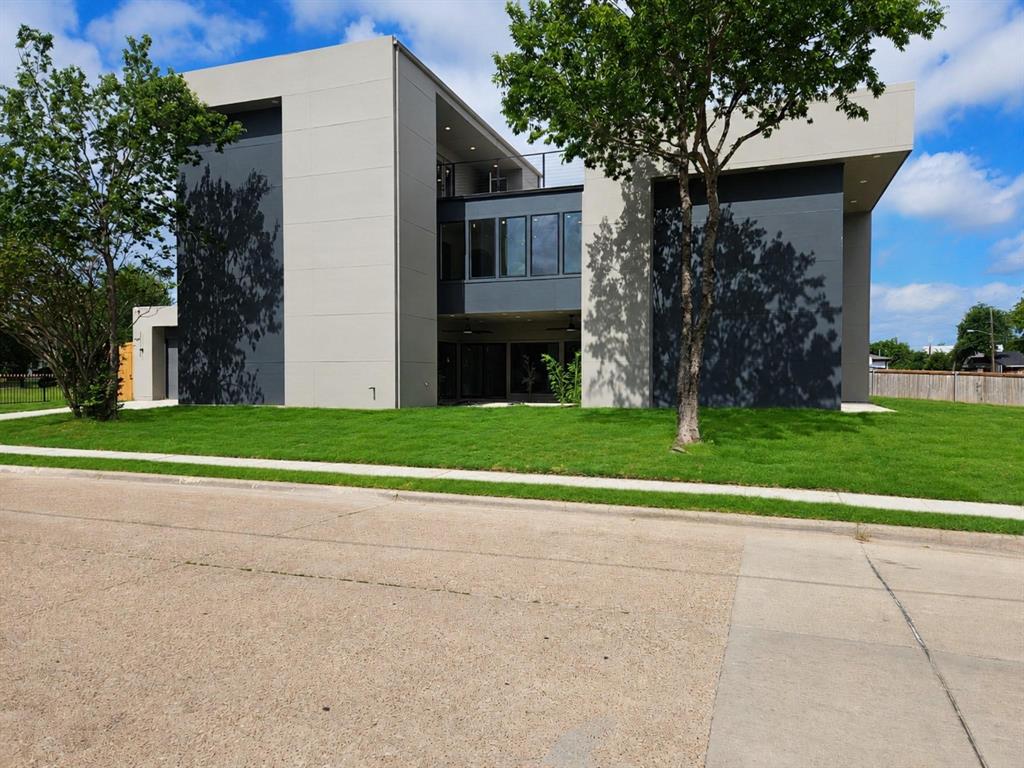 1904 Mcbroom Street — photo