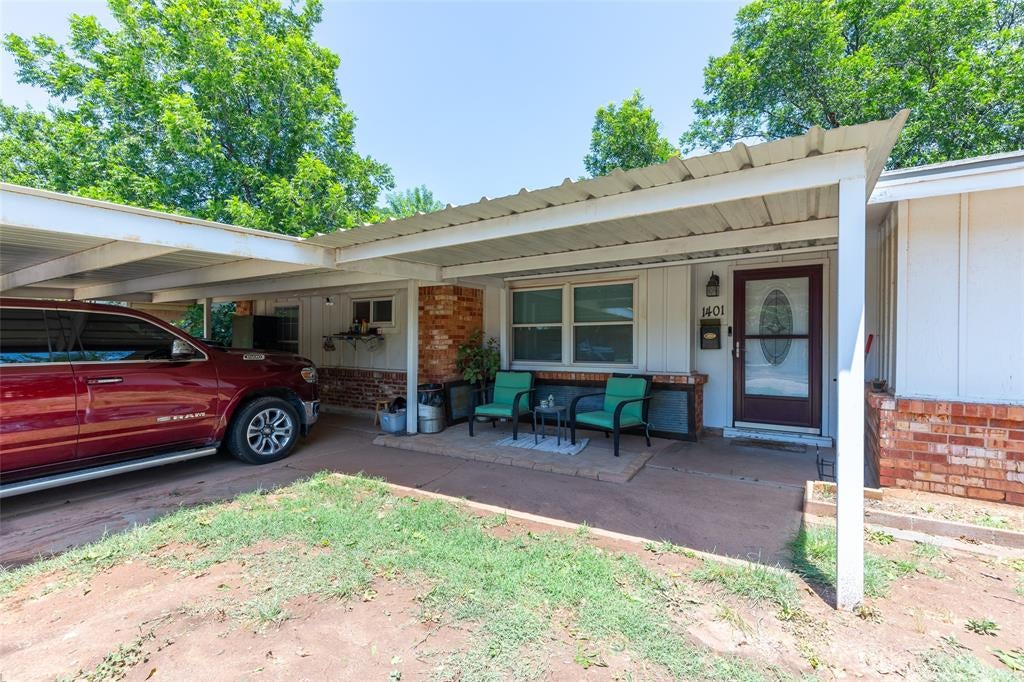 1401 Glendale Drive — photo