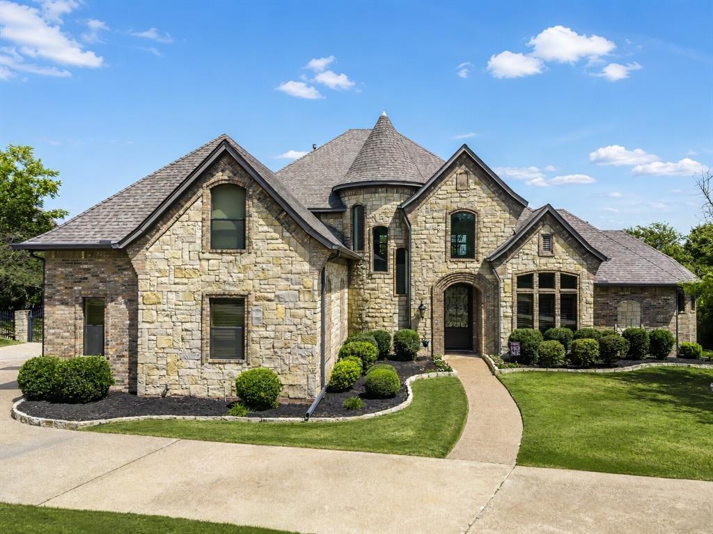 3908 Lakewood Heights Court — photo