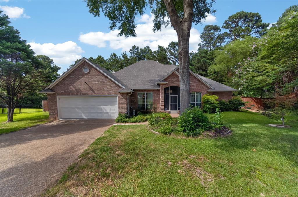 14317 Cedarwood Circle — photo