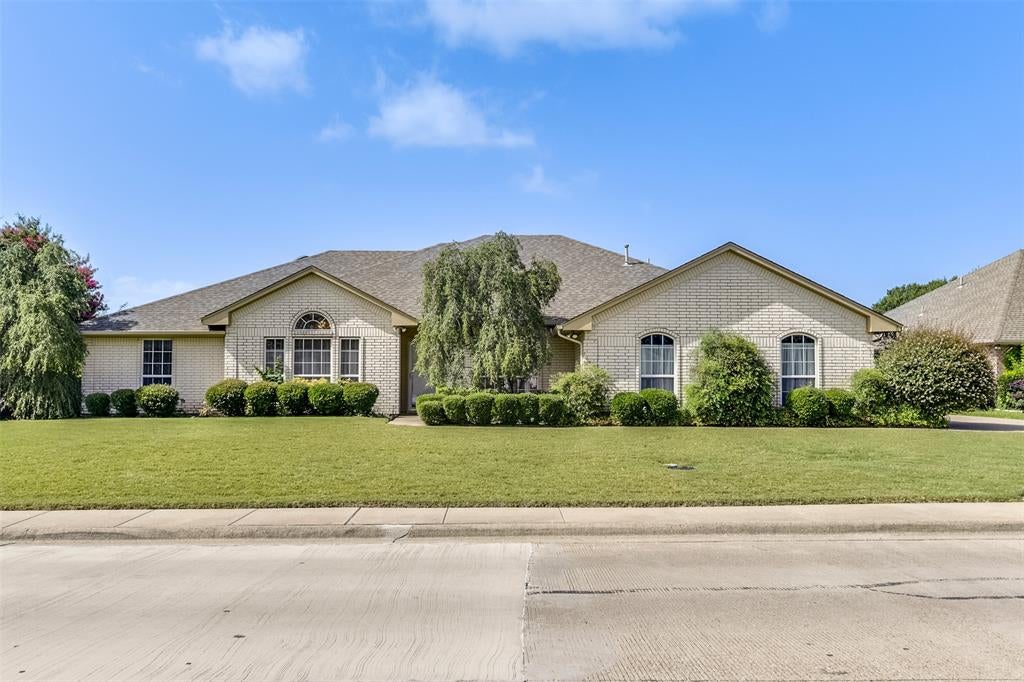 311 Northgate Drive — photo