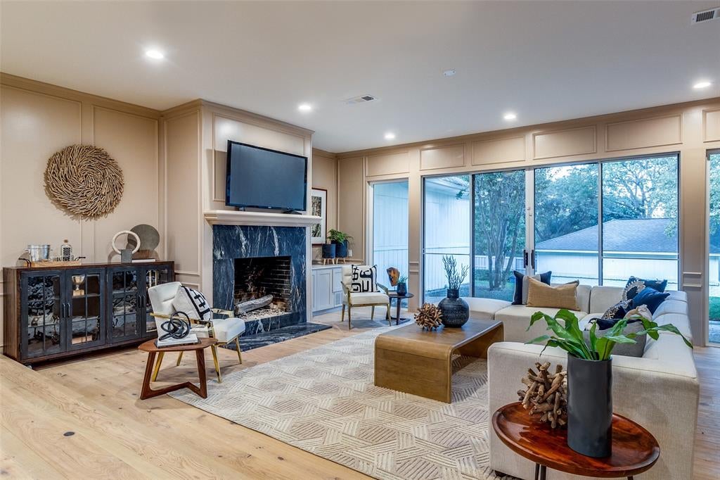 9563 Windy Knoll Drive — photo