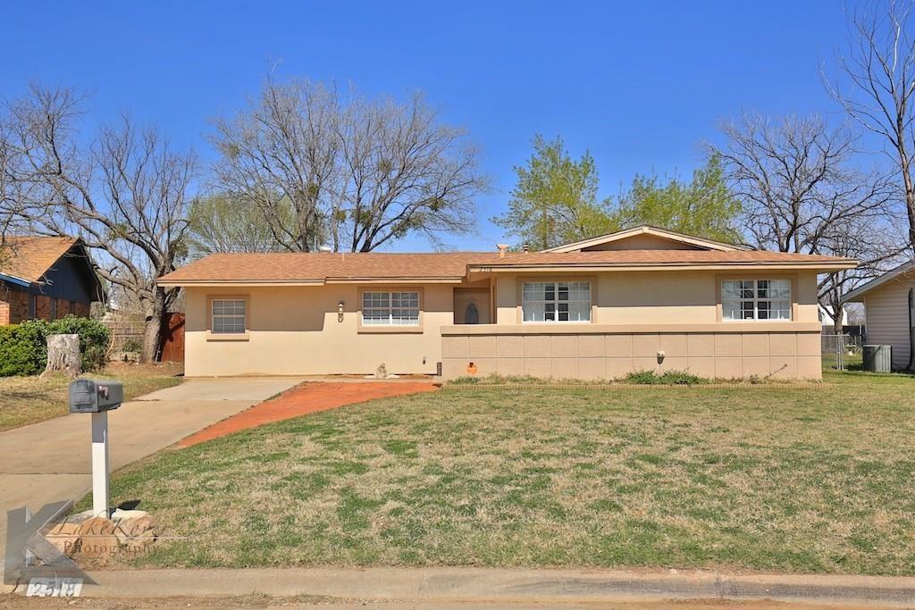 2518 Bennett Drive — photo