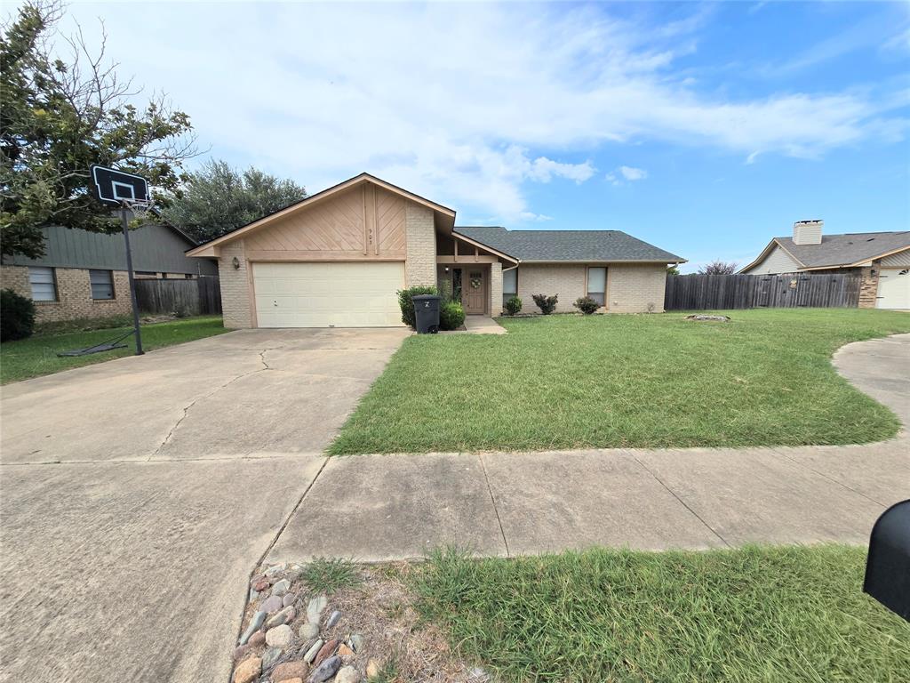 903 Moss Circle — photo