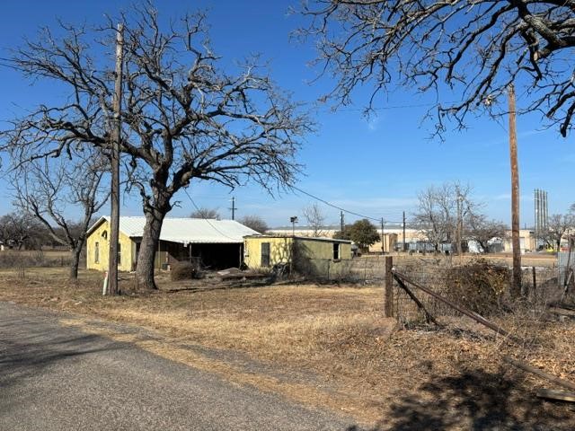 501 E 19th Street, Cisco, TX 76437 — photo 3