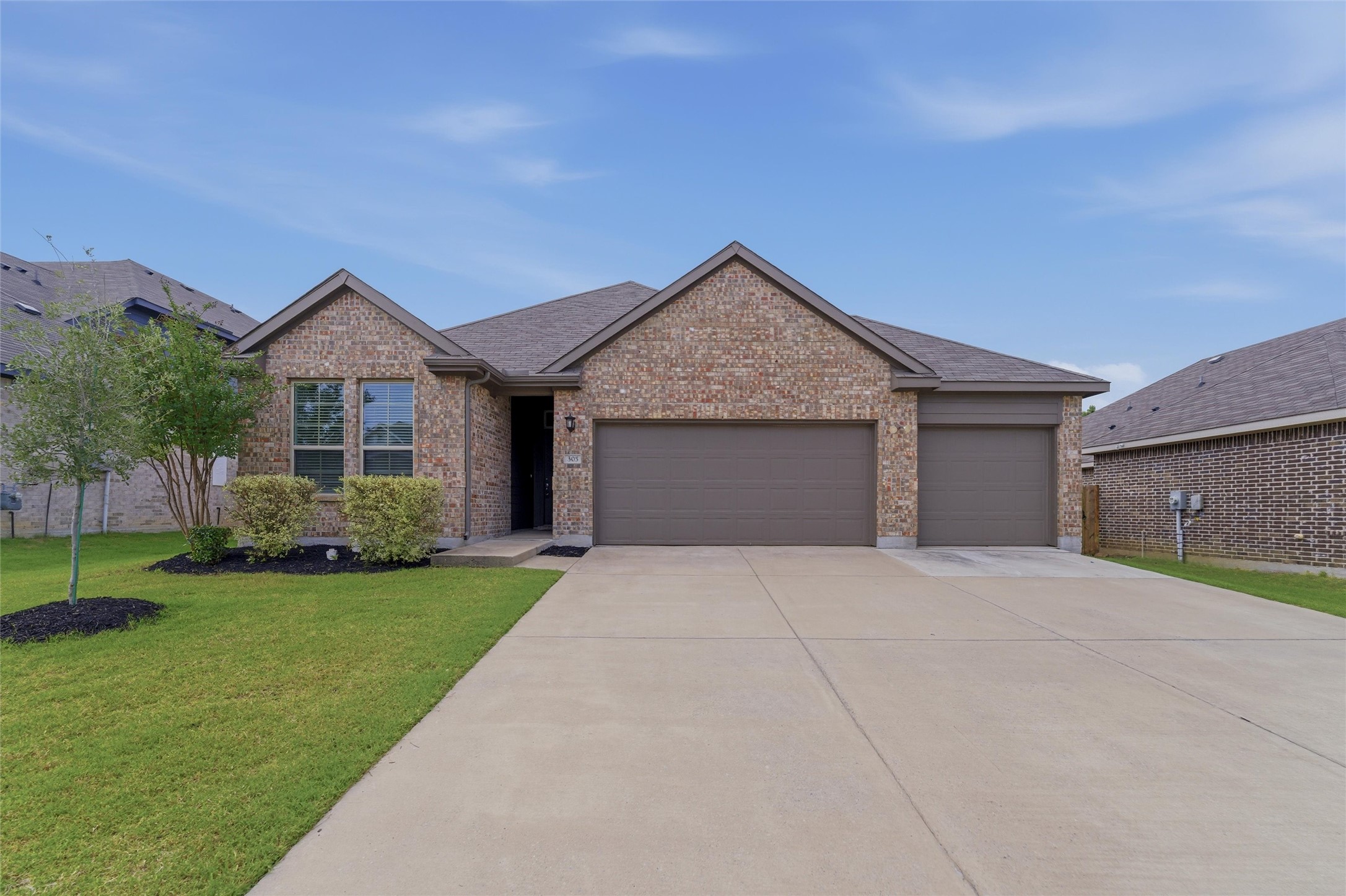 305 Evans Drive — photo