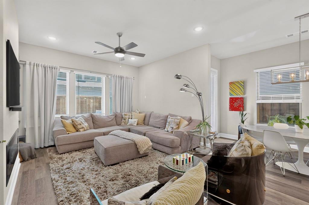 3432 Rosebud Park Lane — photo