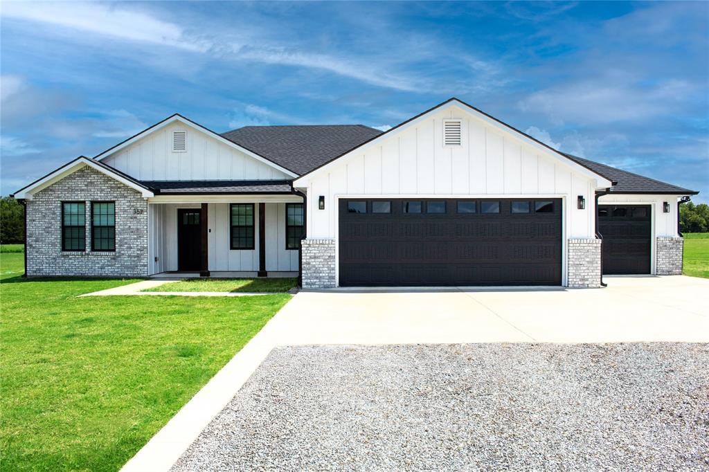 352 Private Road 36009 — photo