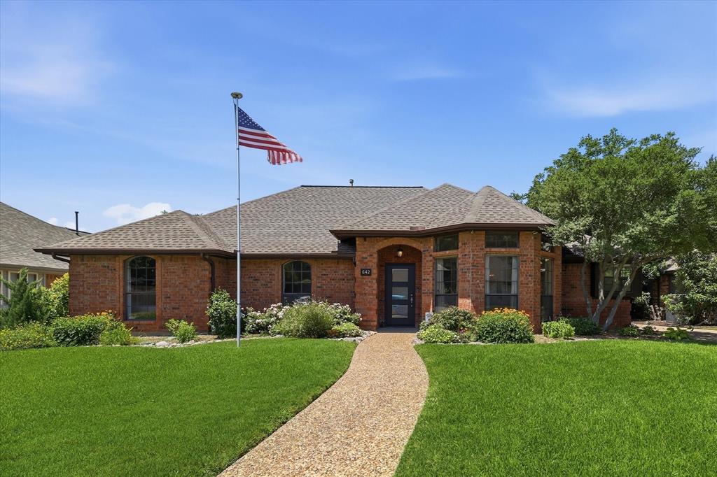 642 Eagle Drive — photo