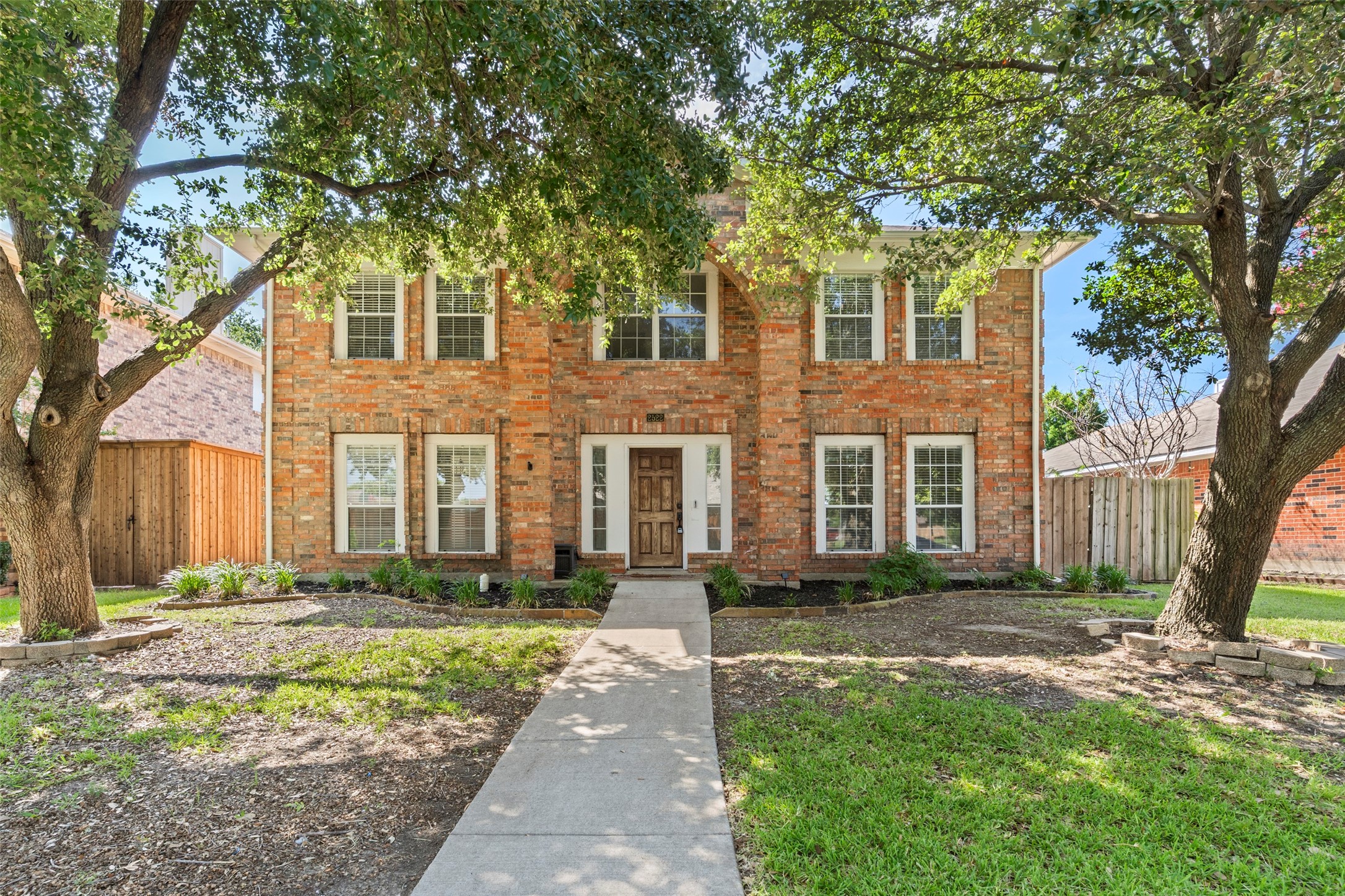 2522 Primrose Lane — photo
