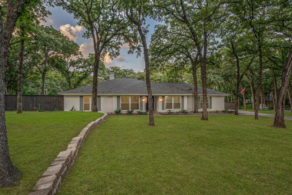 1015 Cimarron Circle — photo