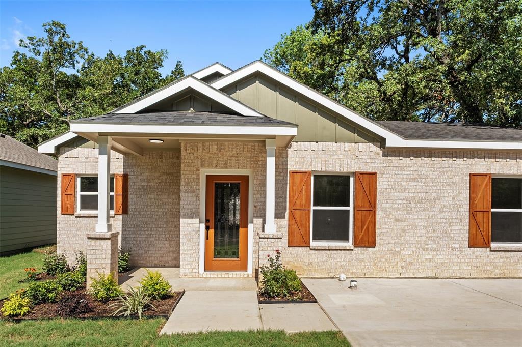 128 Arapaho Trail — photo