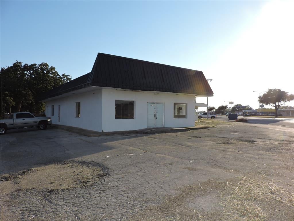5149 River Oaks Boulevard — photo