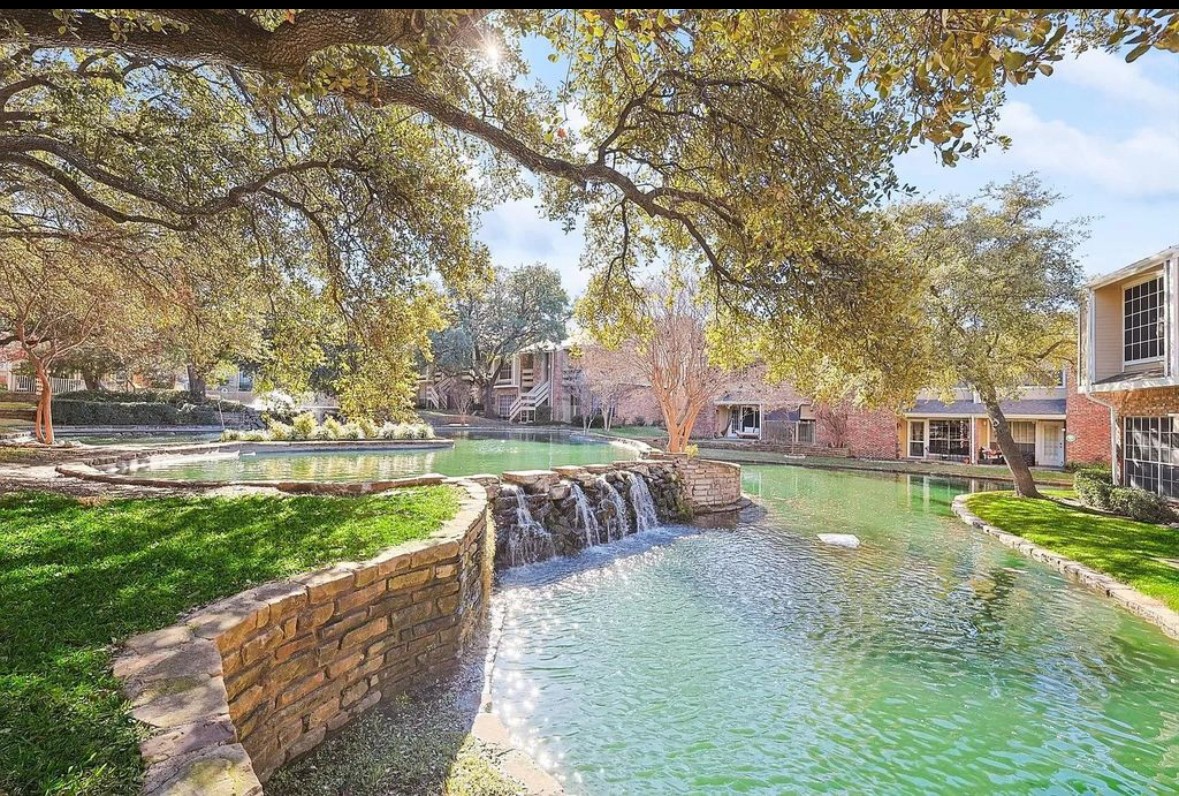 3550 Country Square Drive 109 — photo