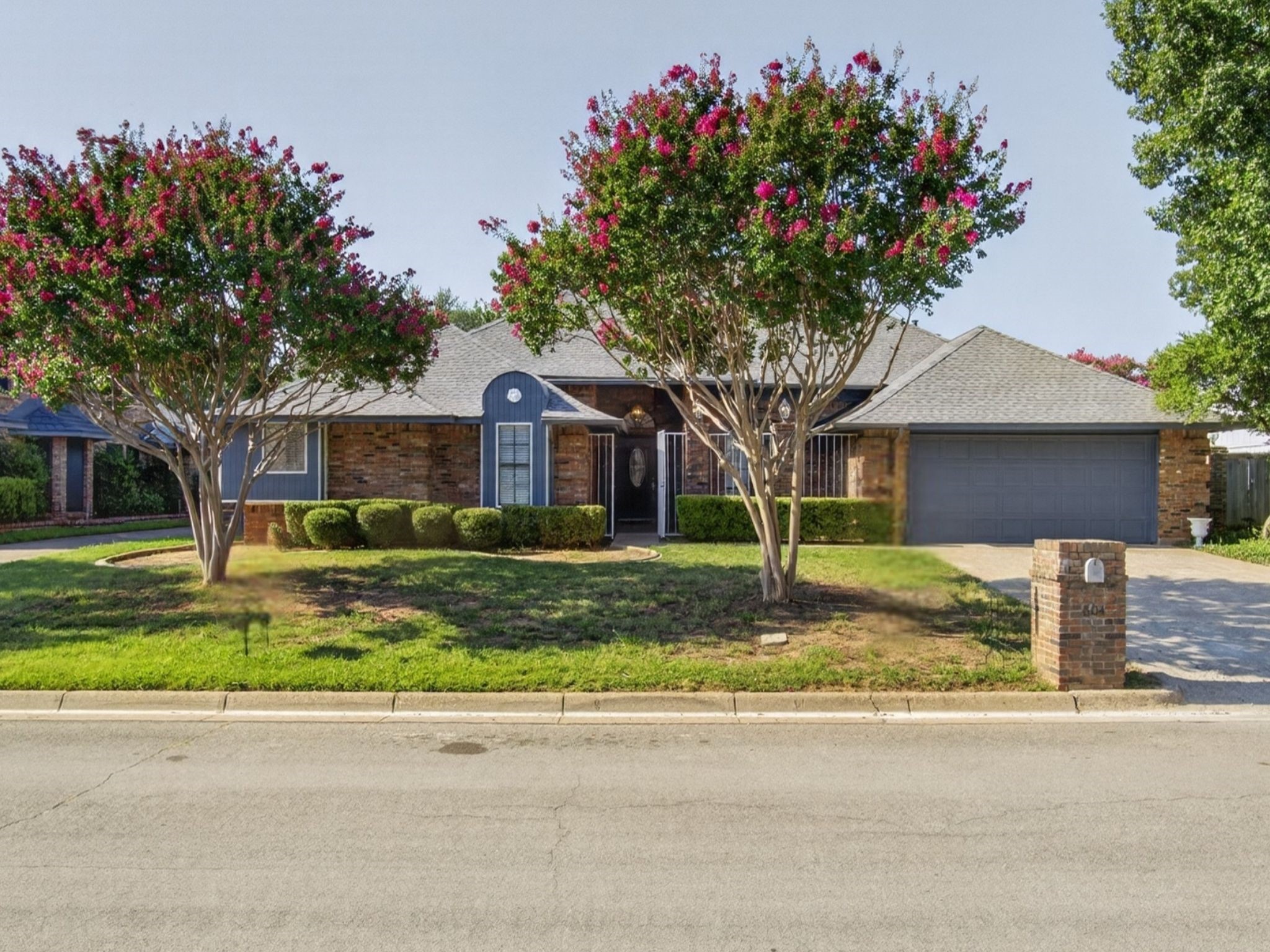 604 Gunnison Drive — photo
