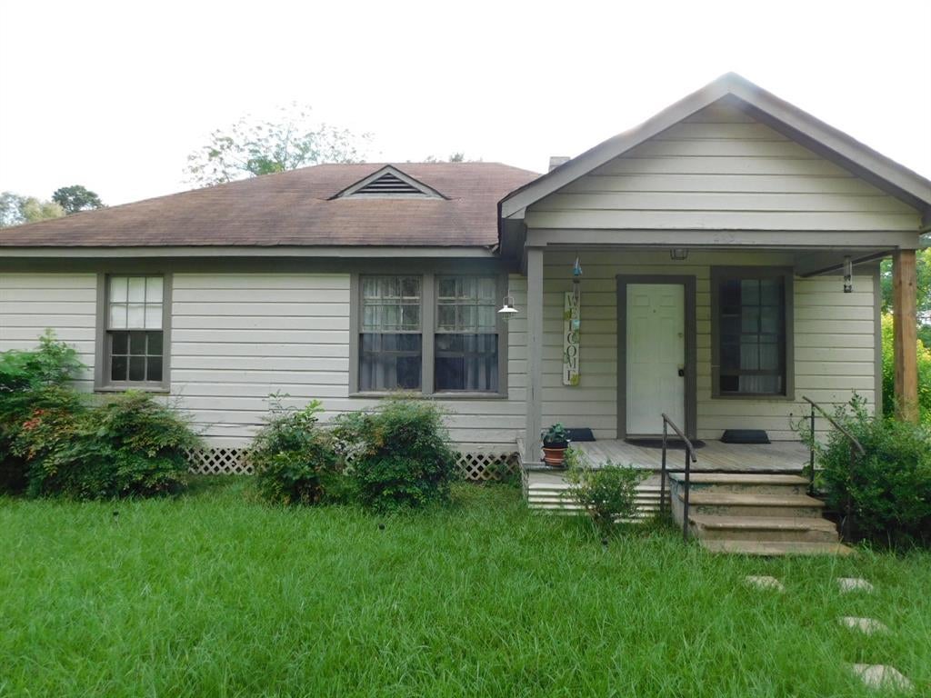 213 3rd Street Pinehill Street — photo