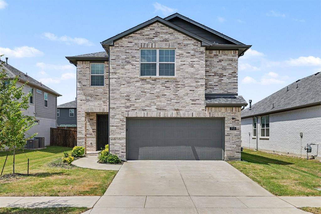 713 Rain Barrel Place — photo