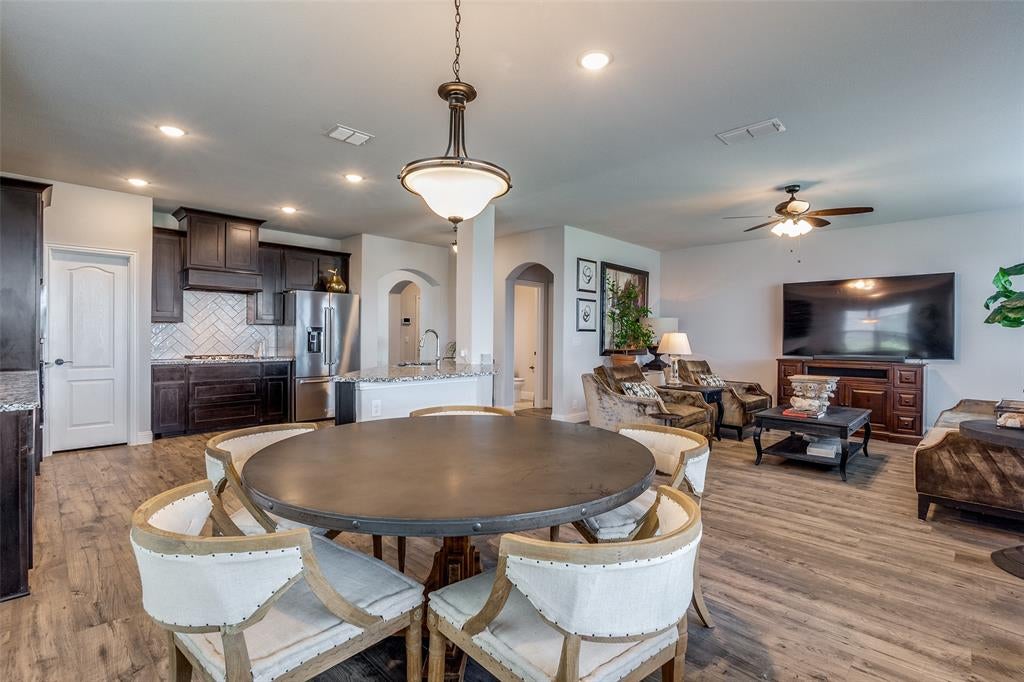 1303 Highcroft Lane — photo