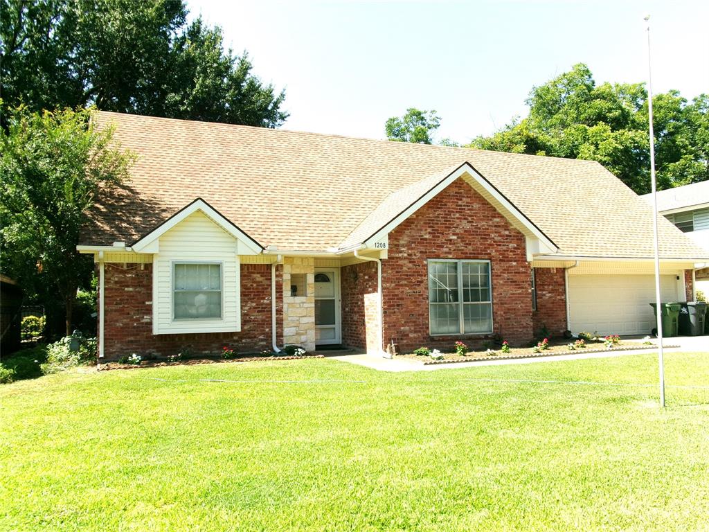 1208 Academy Drive — photo