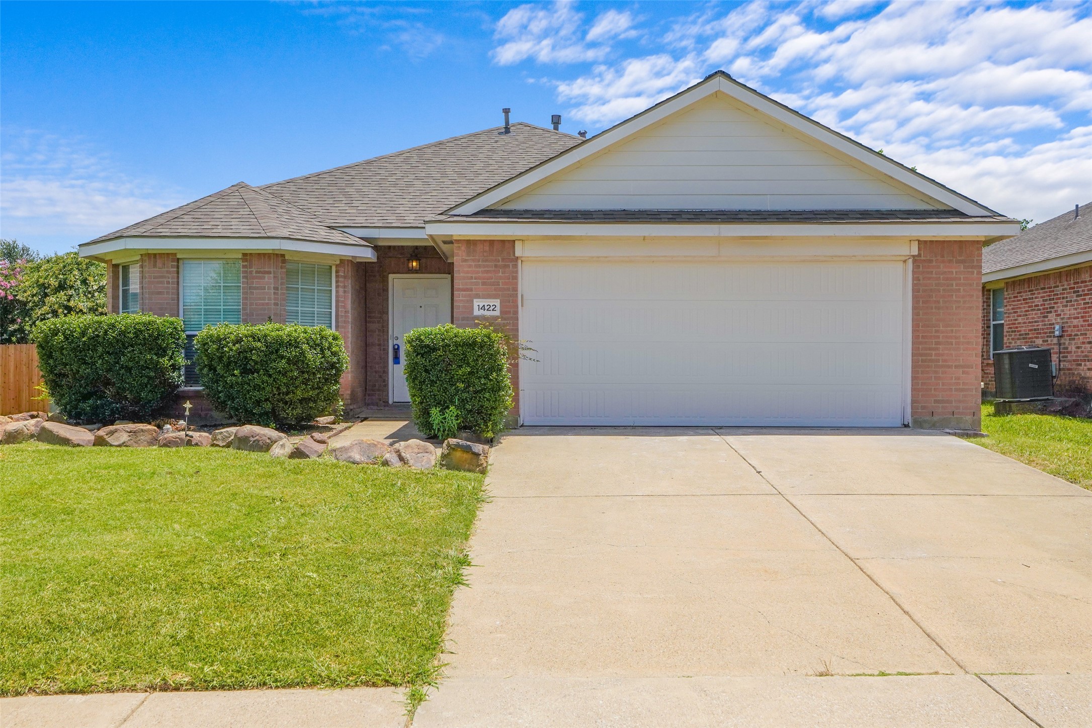 1422 Fairfield Drive — photo