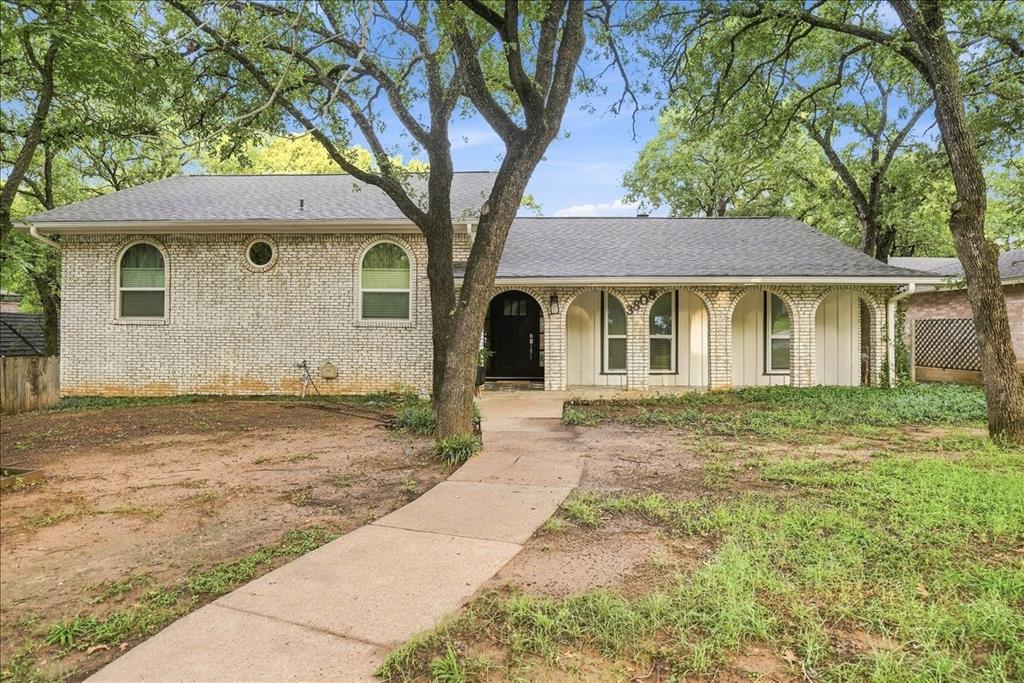 3808 Hastings Drive — photo
