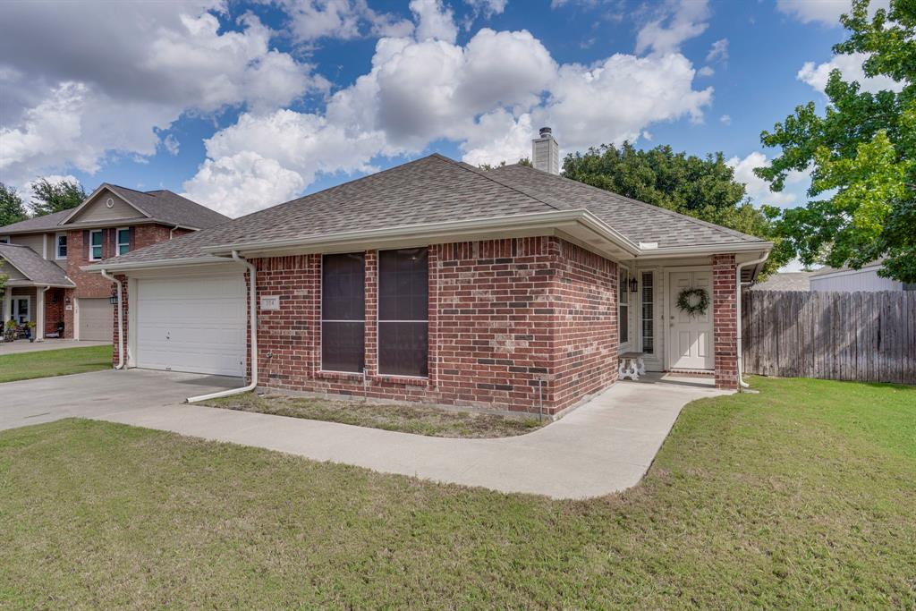 304 Mary Kay Court — photo