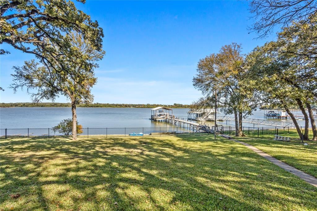 916 Kimbrough Road — photo