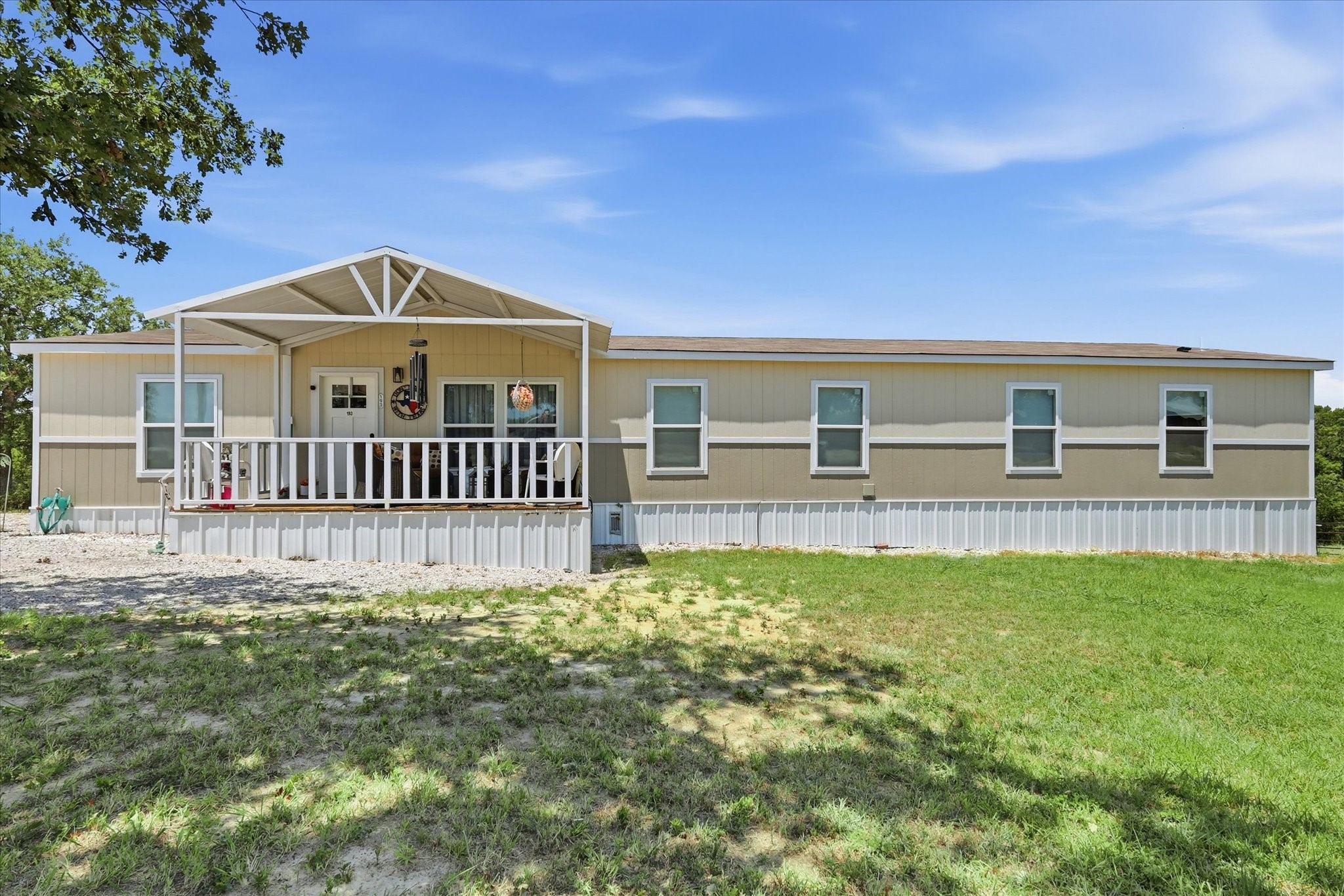 193 Firefly Drive, Springtown, TX 76082 — photo 2
