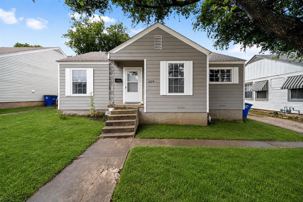 3324 W Clarendon Drive — photo