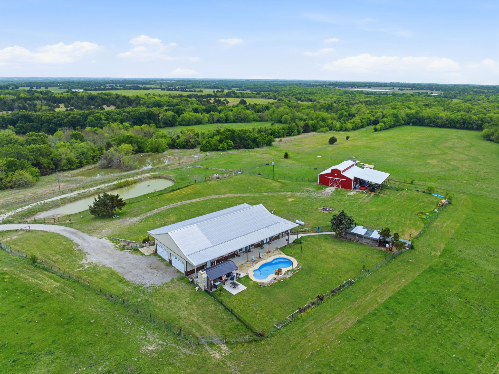 4400 Blue Ridge Farms Road, Blue Ridge, TX 75424 — photo 2