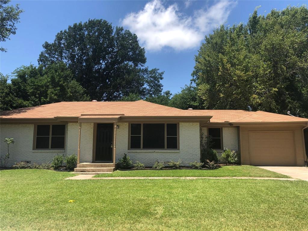 1806 Austin Drive — photo