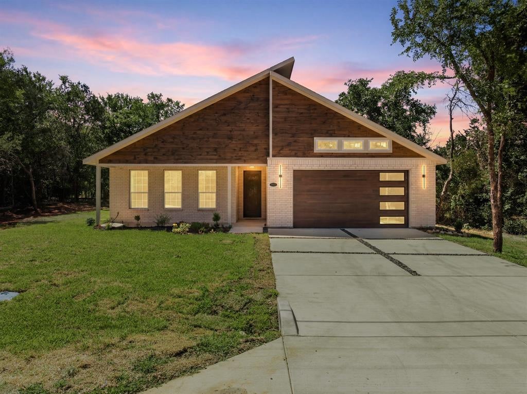 24113 Stonewood Drive — photo