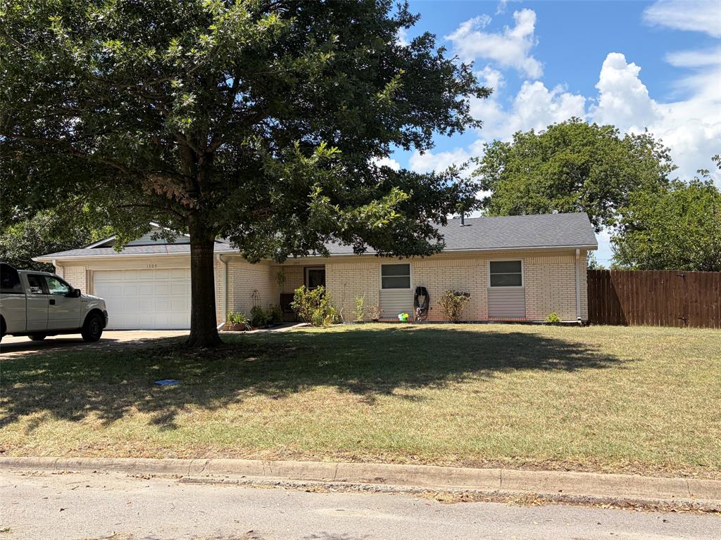 1309 Tamarisk — photo