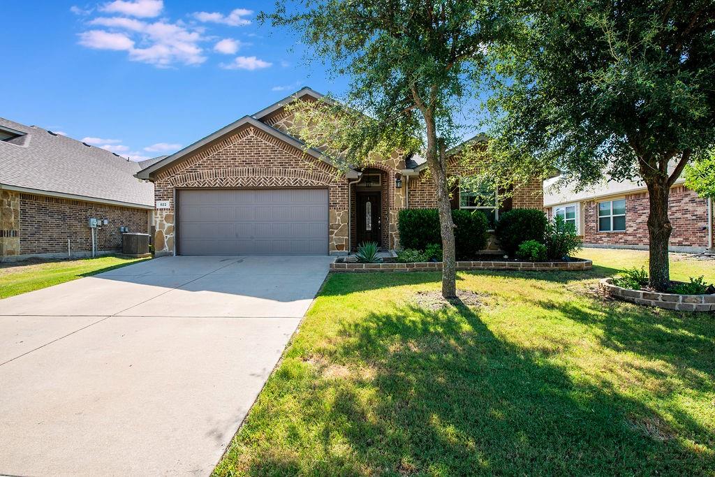 822 Graham Drive — photo