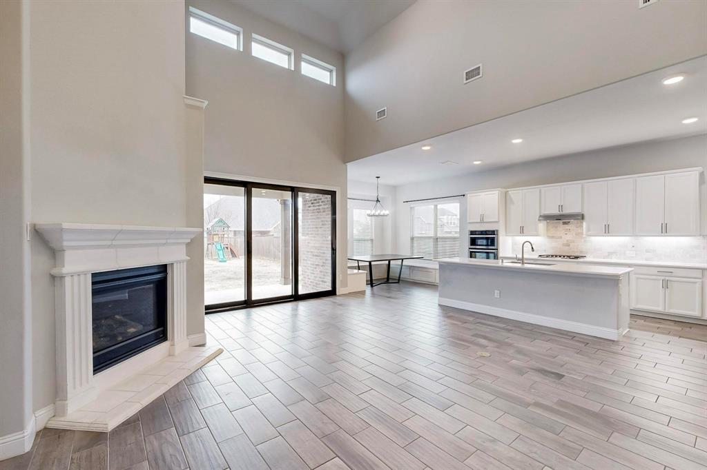 2844 Hackberry Creek Trail — photo