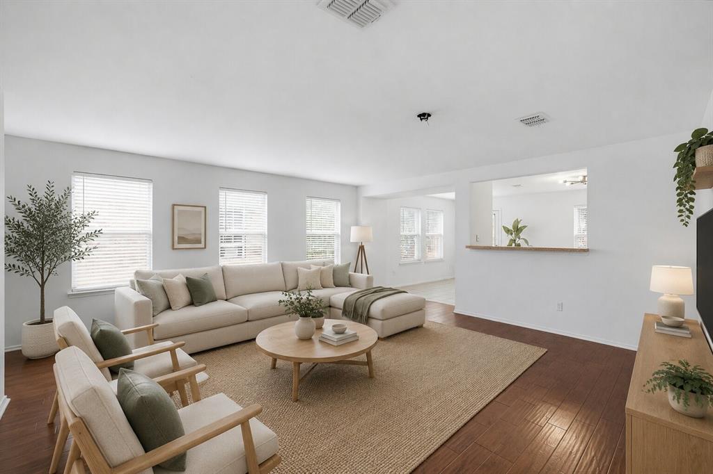 1612 Crown Point Drive — photo