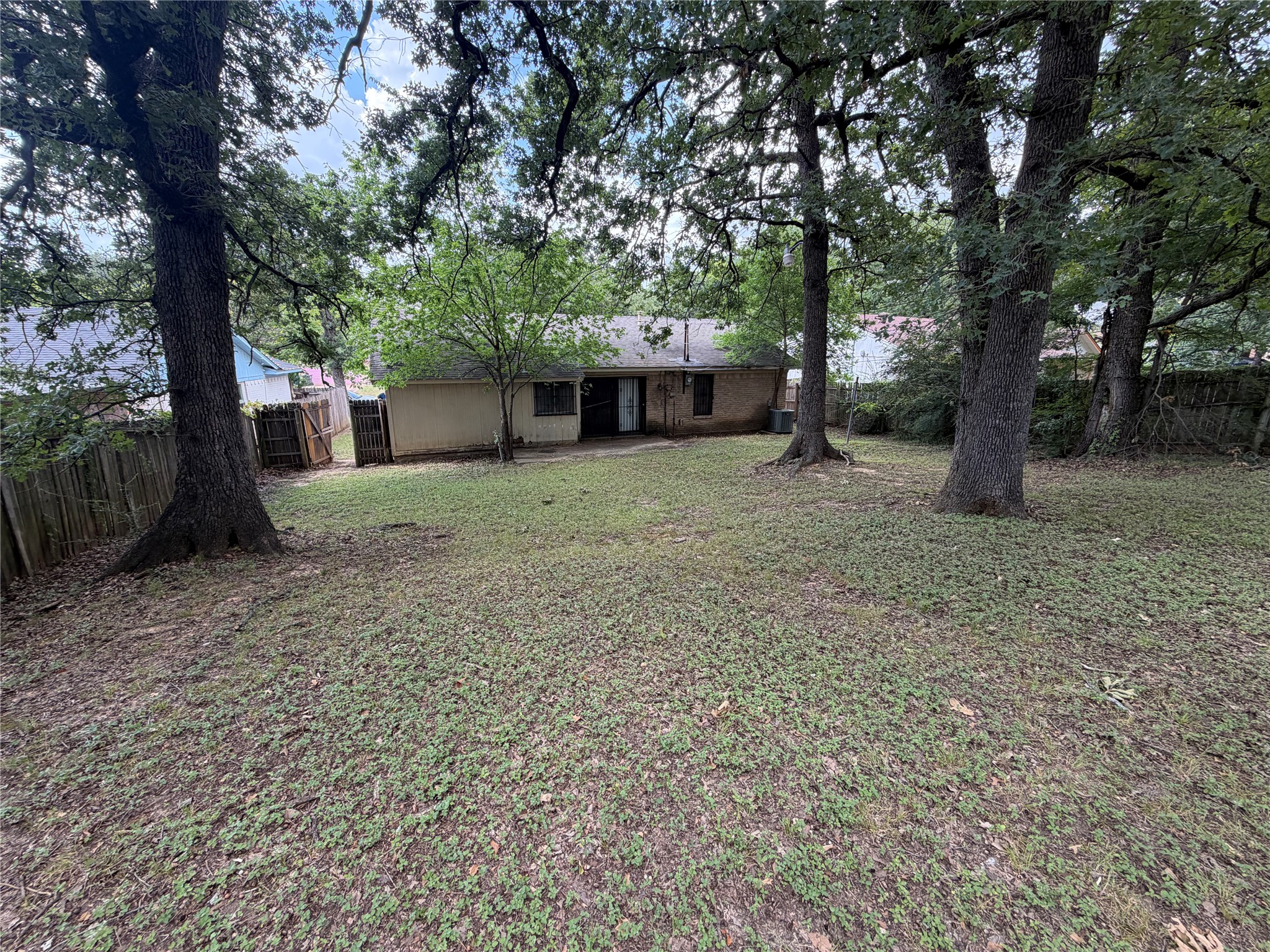 7318 Ridgewick Drive, Dallas, TX 75217 — photo 2