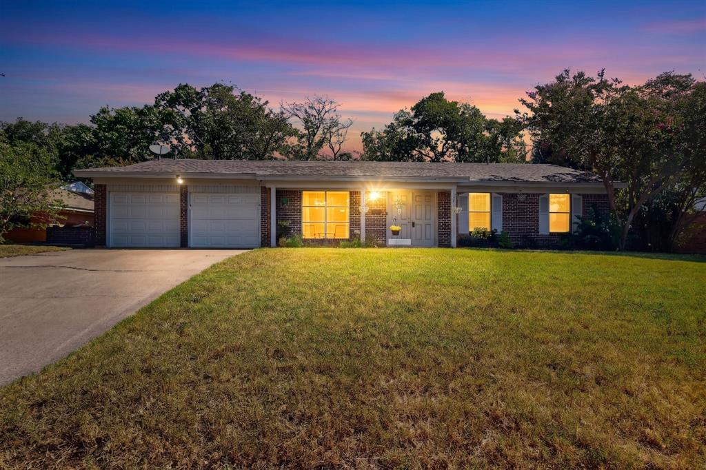 4513 Blue Lake Court — photo