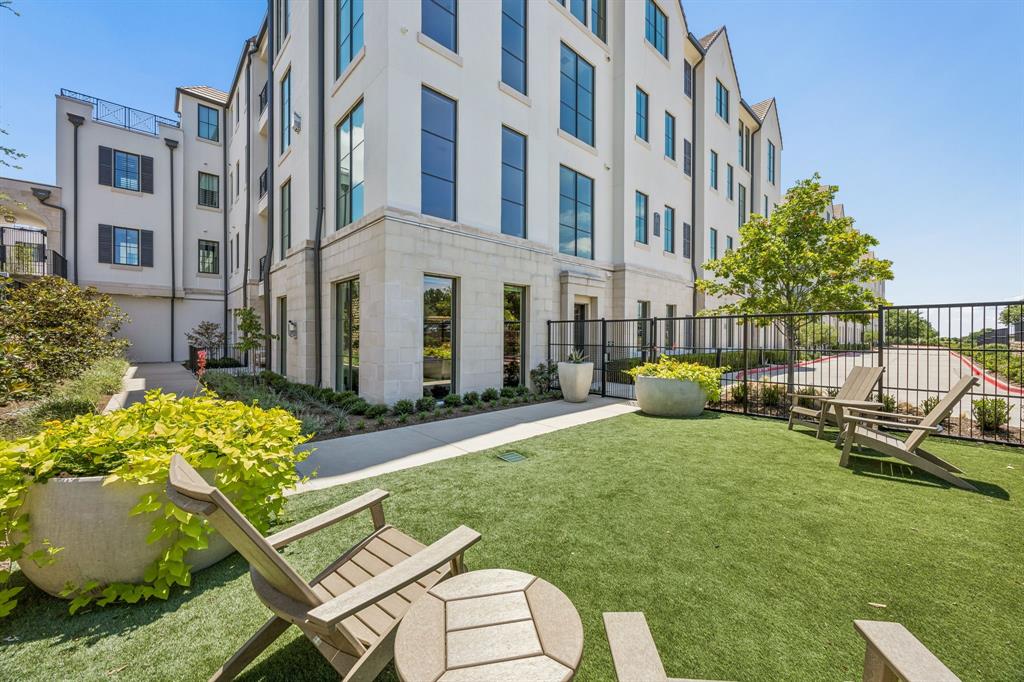 5270 Town & Country Boulevard 22 — photo