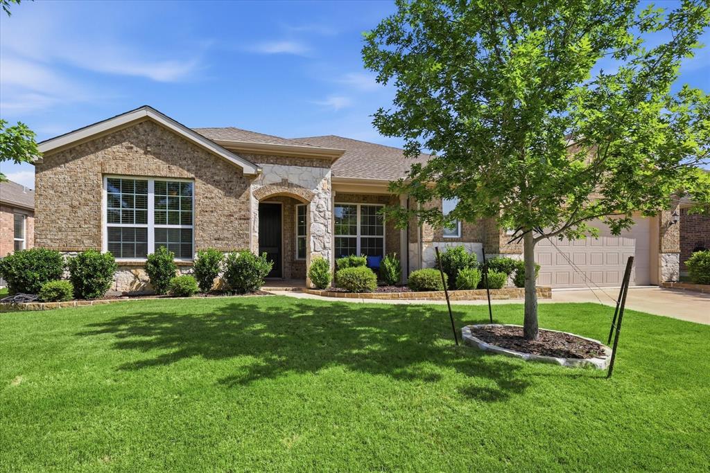 2554 Luna Vista Lane — photo