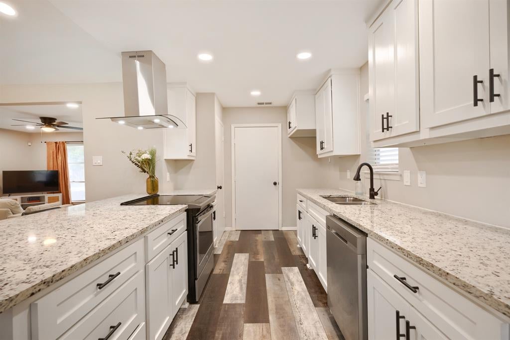 3621 Edgewood Drive — photo
