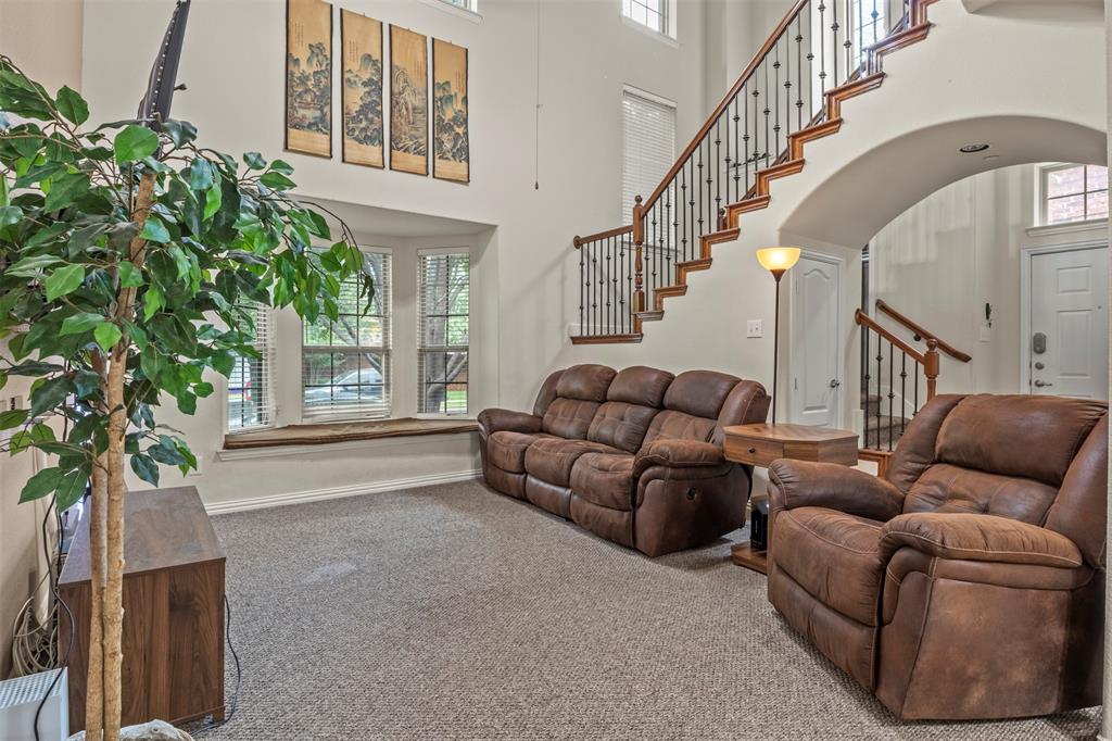 8712 Iron Horse Drive — photo